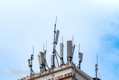 樓頂上的通訊守望者 信號基站臺的重要角色