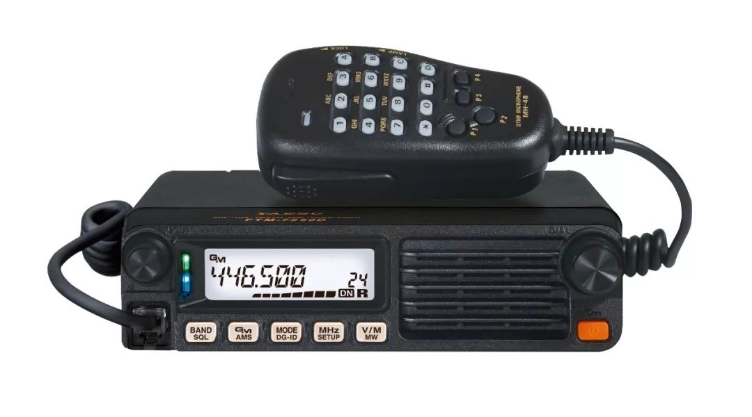 數(shù)模兩用車載電臺FTM-7250DR使用測評 功能全面，性能可靠的專業(yè)通訊利器